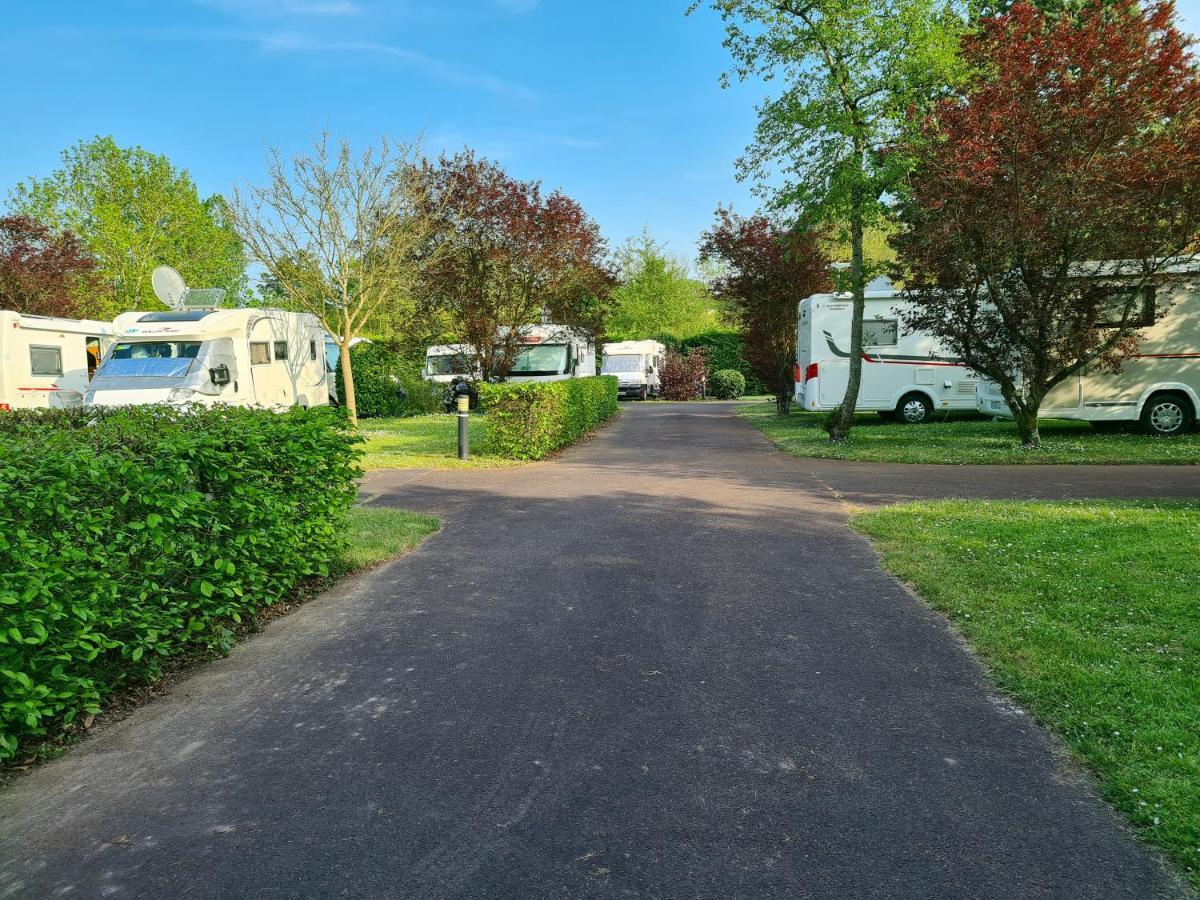 Resort & Camping - Val De Braye Besse-sur-Braye Luaran gambar