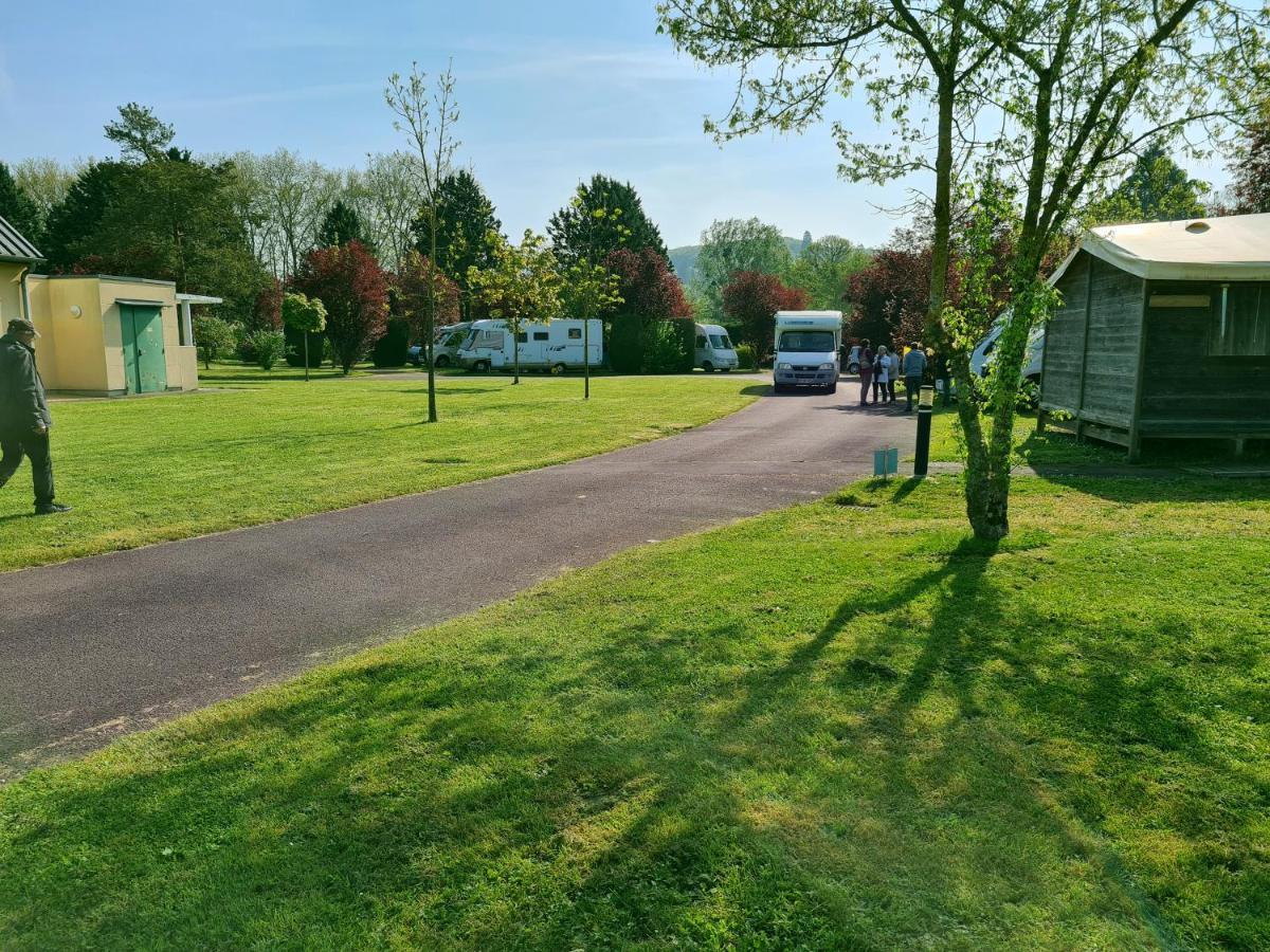 Resort & Camping - Val De Braye Besse-sur-Braye Luaran gambar