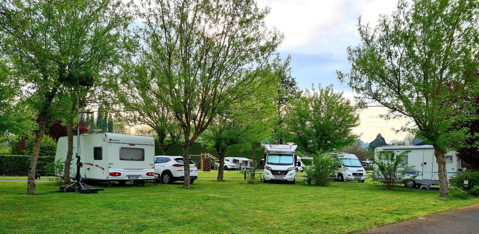 Resort & Camping - Val De Braye Besse-sur-Braye Luaran gambar