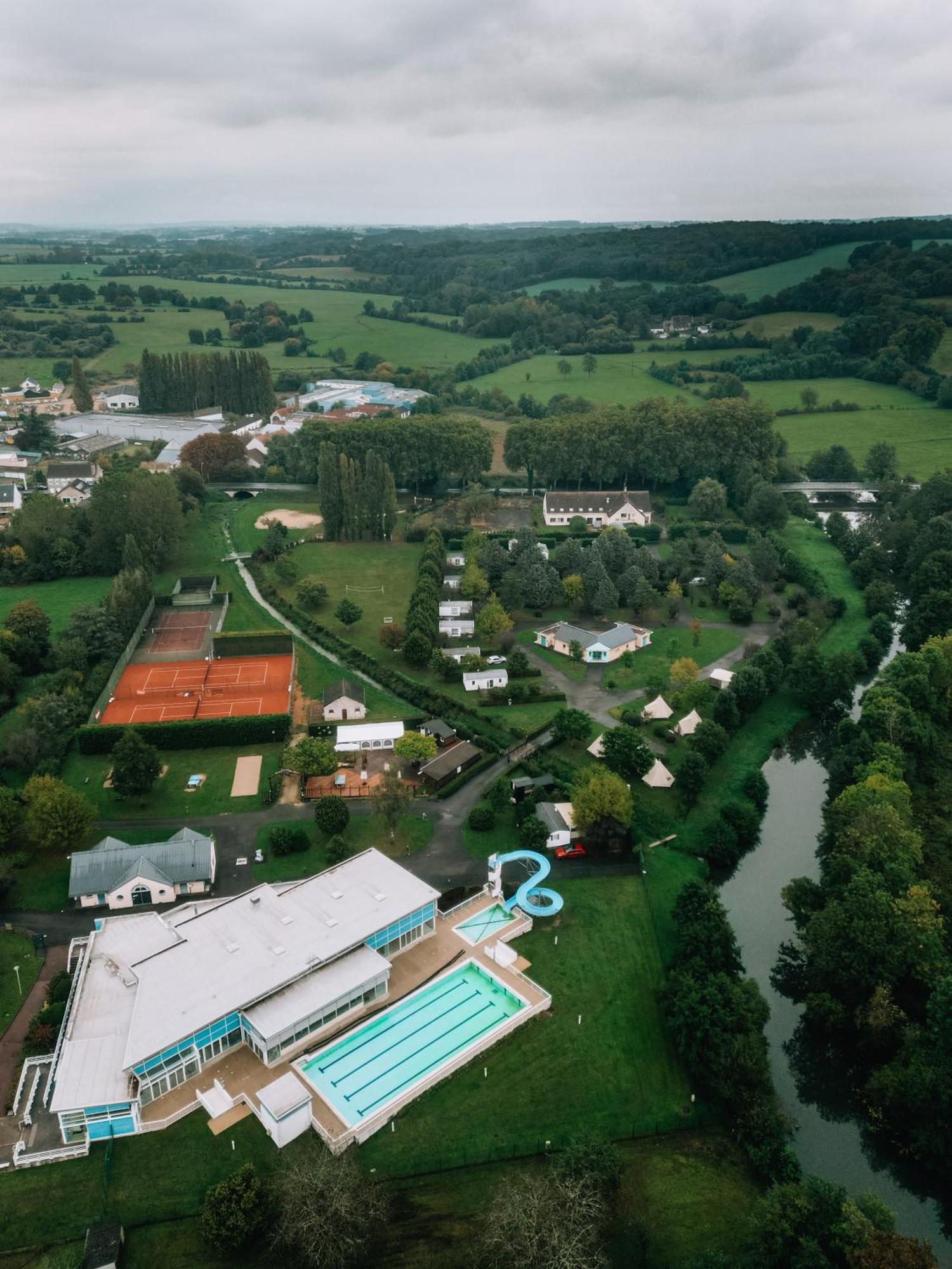 Resort & Camping - Val De Braye Besse-sur-Braye Luaran gambar